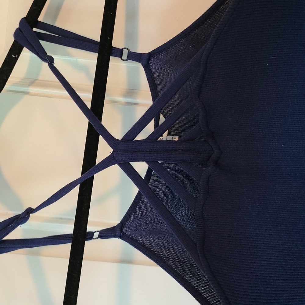 Halter Top - Picture 4 of 4